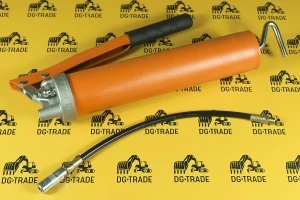 Шприц для смазки GROZ (Гибкий шланг) JCB 992/11300